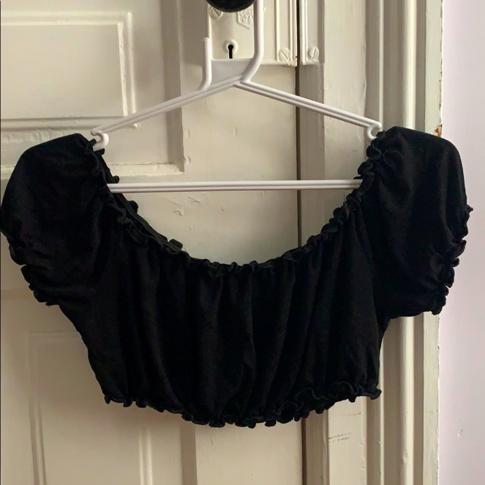 Black crop top